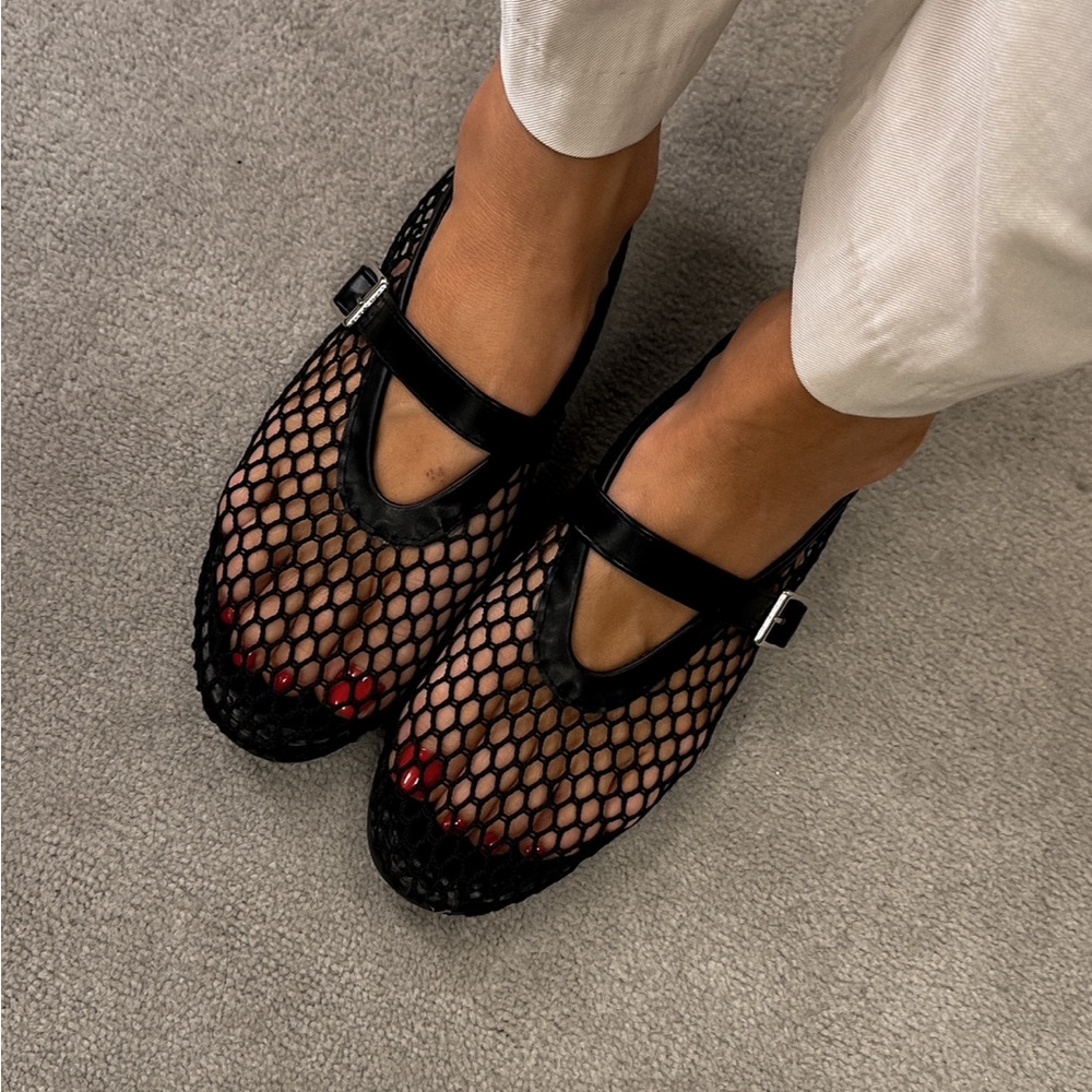 Source Unknown Mesh flats